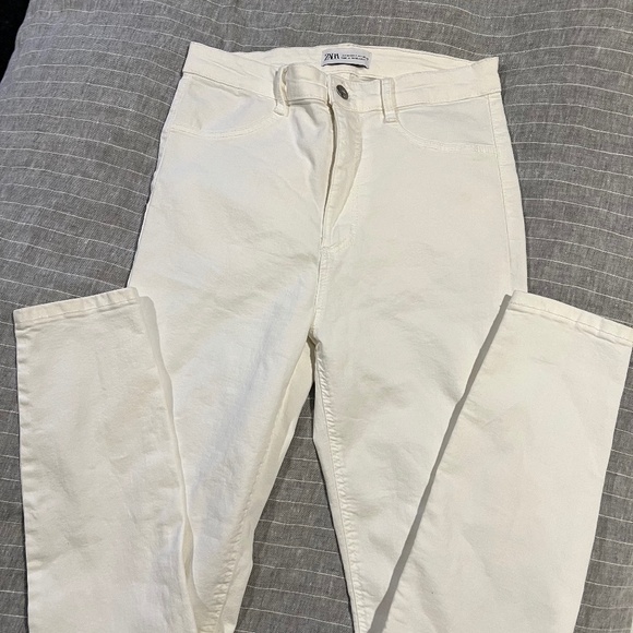 Zara - White Jeans - Size 8 - Picture 1 of 3